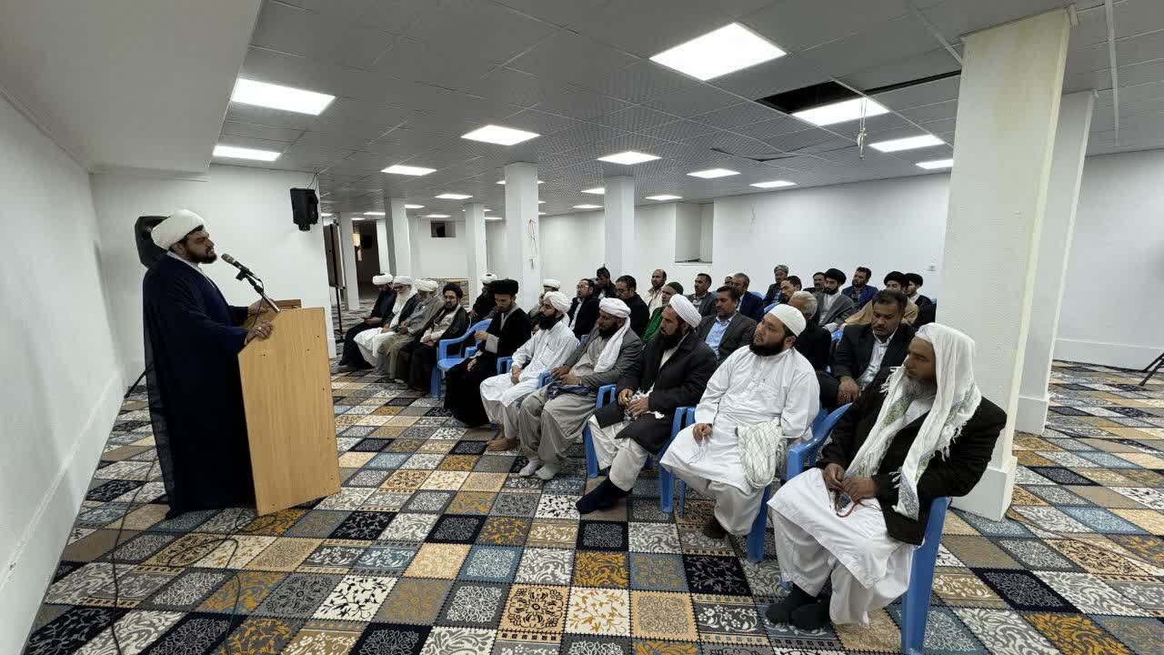 نشست تبیینی طرح ملی «زندگی با آیه‌ها» برای اتباع خارجی یزد برگزار شد - خبرگزاری مهر | اخبار ایران و جهان