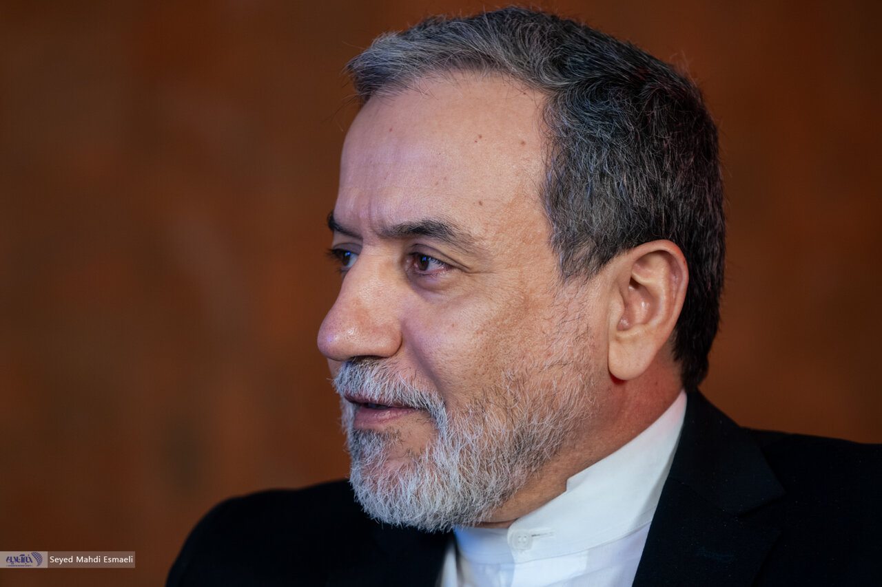 عراقچی: پاسخ به نامه ترامپ را از طریق عمان ارسال کردیم