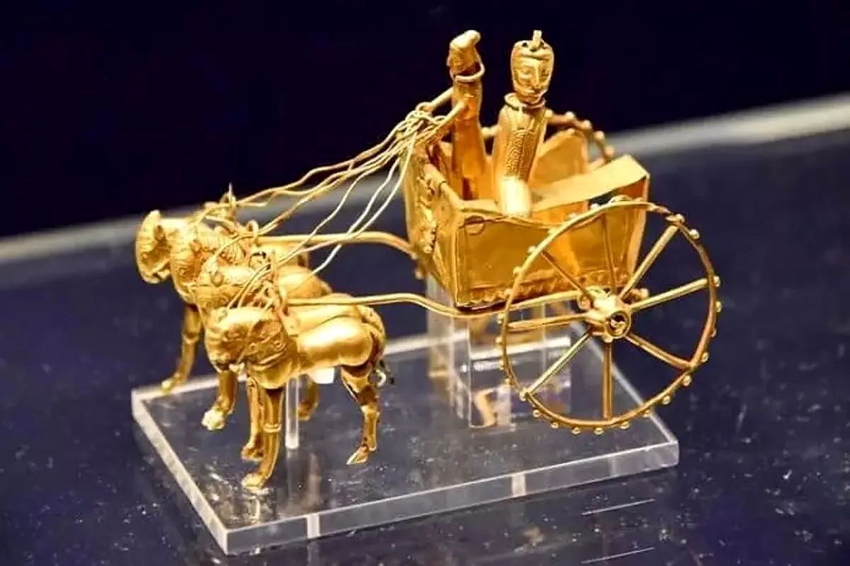 کشف گنج ۲۰۰۰ ساله در غرب ایران