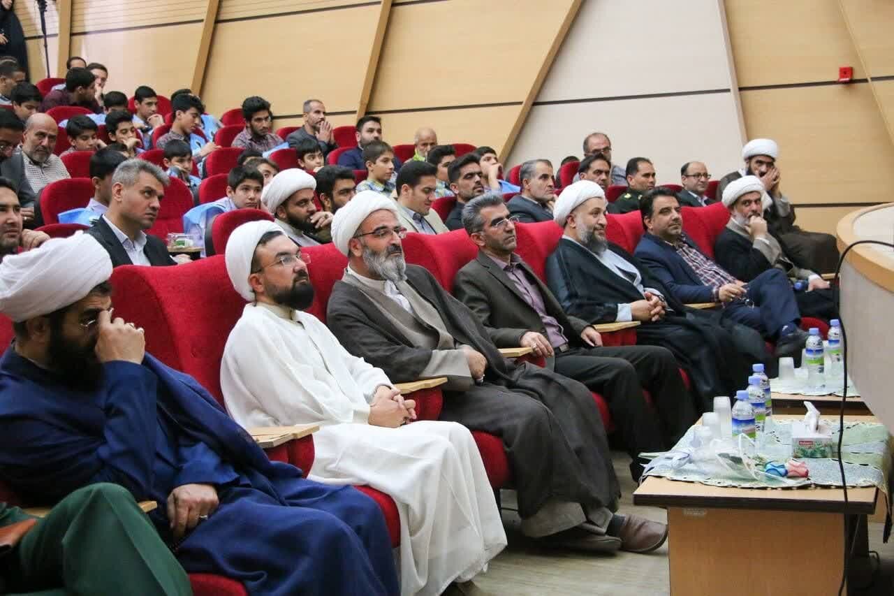 استقبال چشمگیر دانش‌آموزان از برنامه‌های نماز در مدارس استان سمنان - خبرگزاری مهر | اخبار ایران و جهان