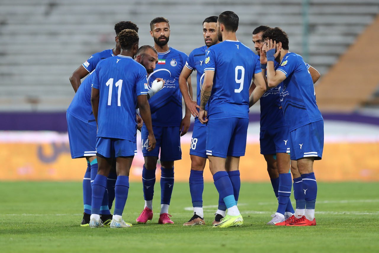 یک خارجی سرمربی فصل بعد استقلال