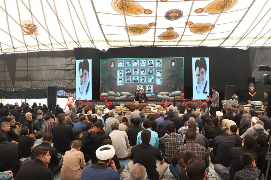 خاطره امام جمعه کرمان از گریه شهید سلیمانی برای رزمندگان دفاع مقدس