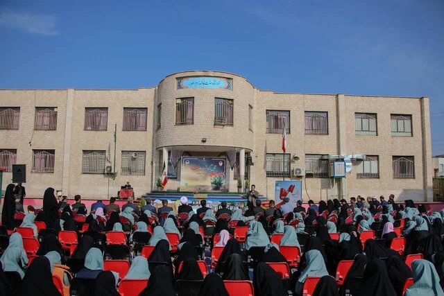 سهم ۱۱.۵ درصدی اتباع از مدارس سمنان!/ ثبت‌نام دانش‌آموزان در سمنان الکترونیکی می‌شود