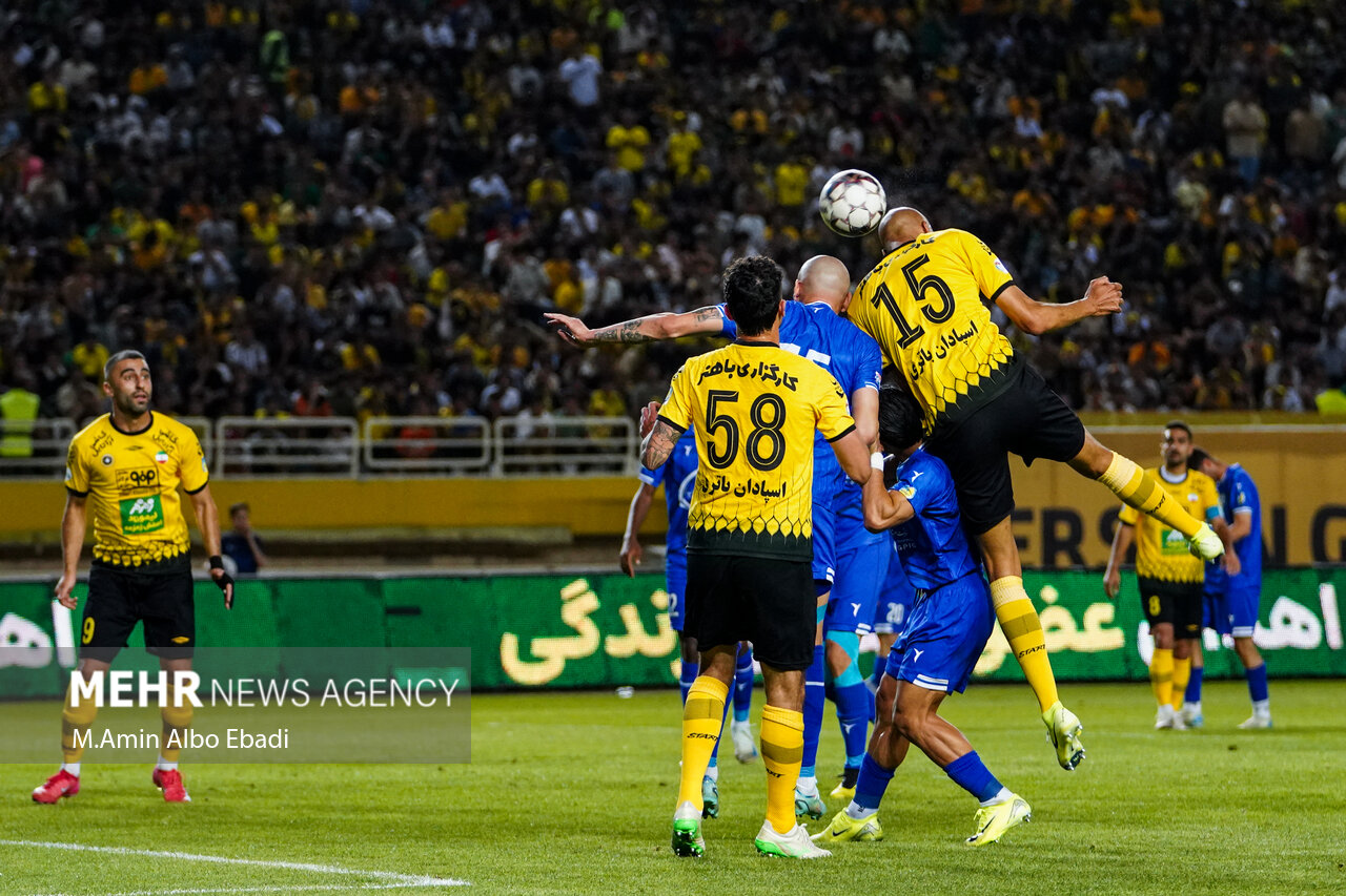 پیشنهاد ۱۵۰ میلیارد تومانی به بازیکن استقلال/ افشای رقم های سرسام آور - خبرگزاری مهر | اخبار ایران و جهان